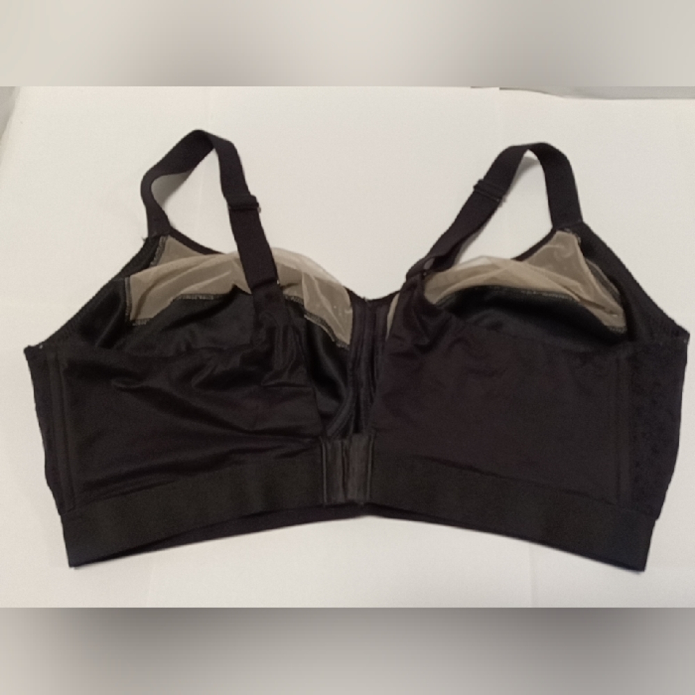 Chantelle Black Lace Bra - Picture 4 of 8